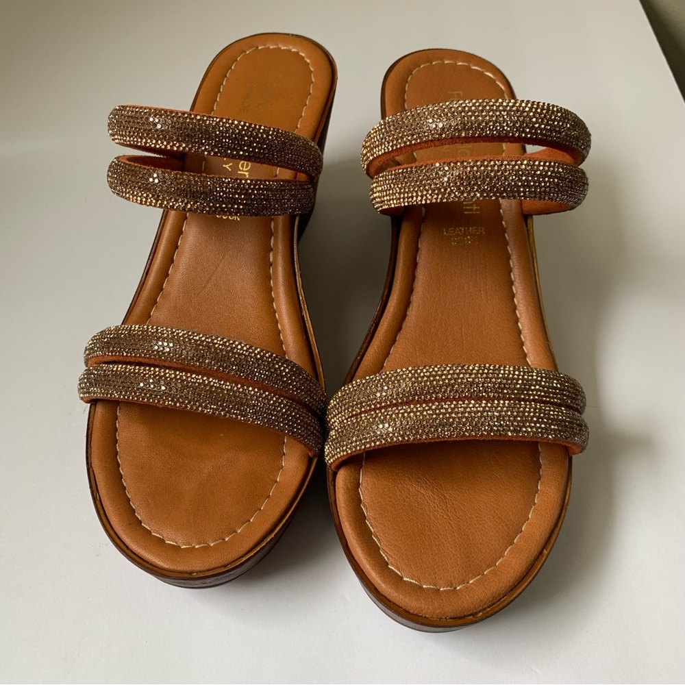 Fabio Maggenti Italian bronze sparkly open toe platform sandal. Size 8.